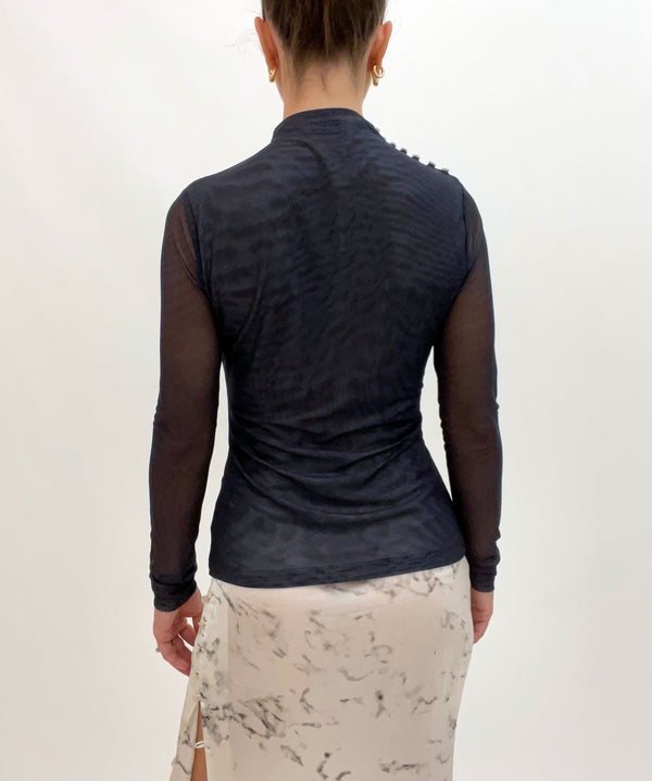 MESH MOCK NECK WAVE BLACK